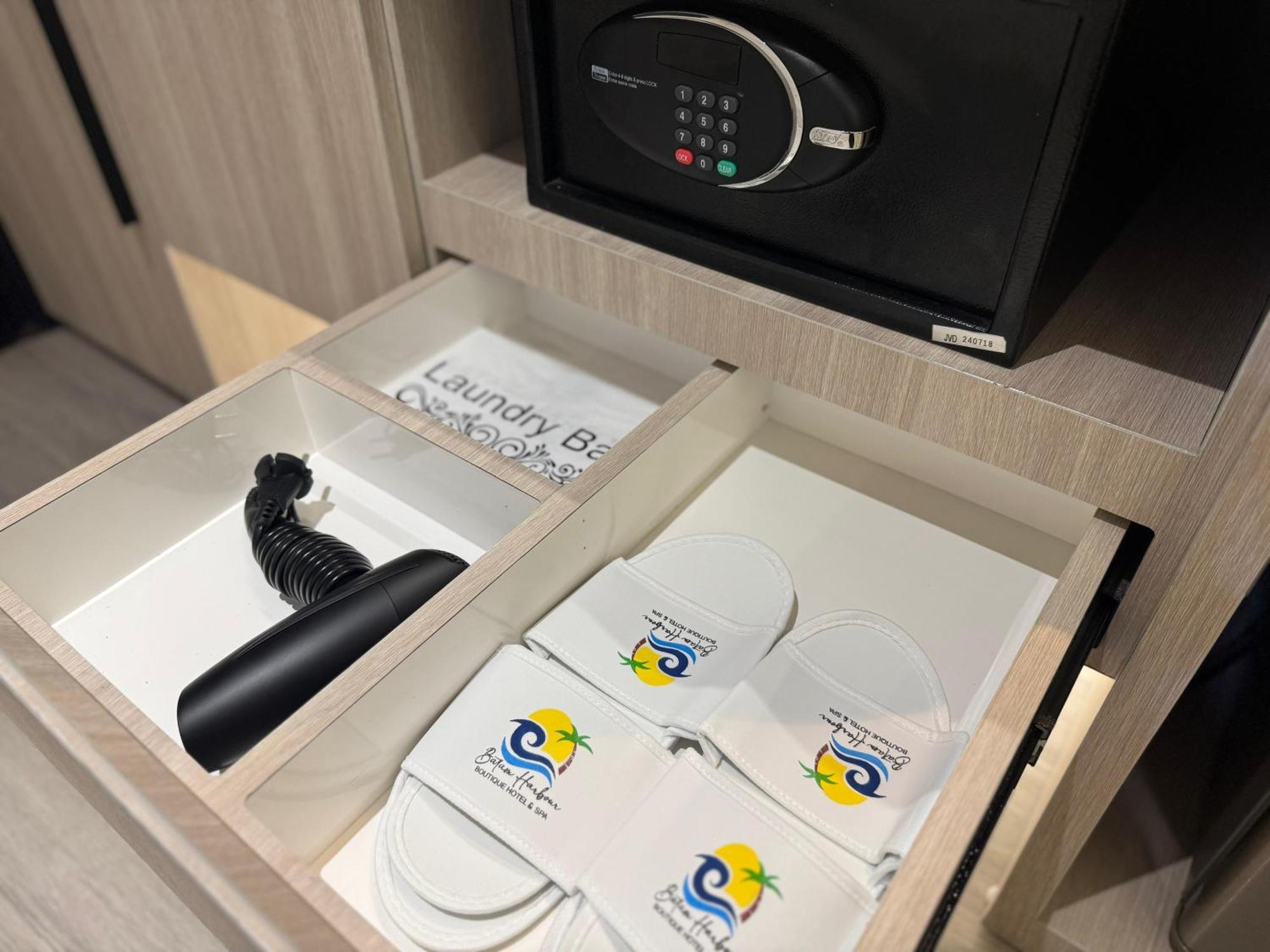 Batam Harbour Boutique Hotel&Spa Nagoya Chambre photo